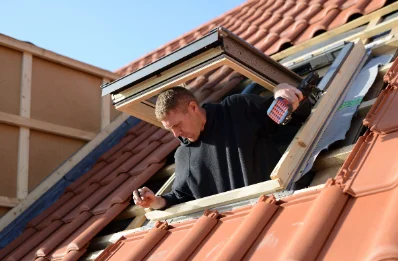 Pose de fenêtres de toit Velux à Crillon